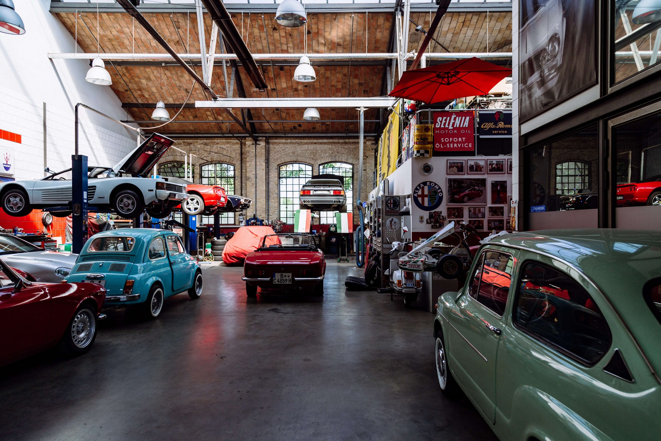 Epoxy Flooring for Classic Car Garages: Preserving Vintage Vehicles in Style